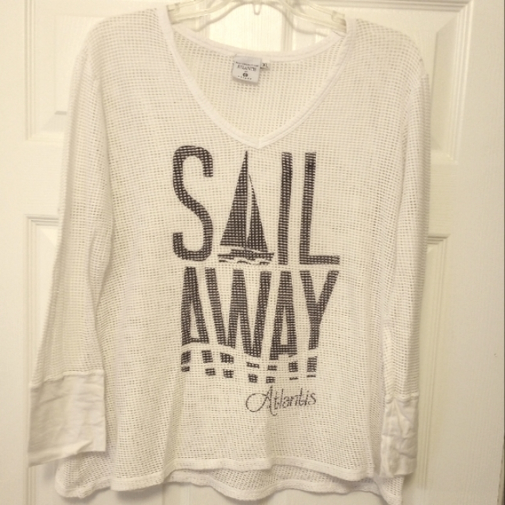 Atlantis resort white mesh long sleeve tee shirt. 100% cotton.